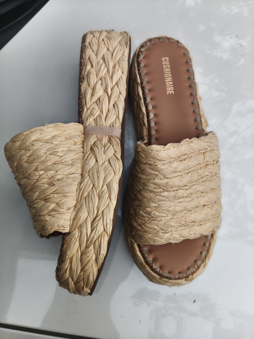 Cushionaire Women's Natural Braided Slide Sandals